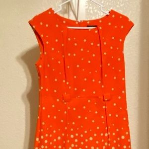 I LE Sleeveless New York Dress